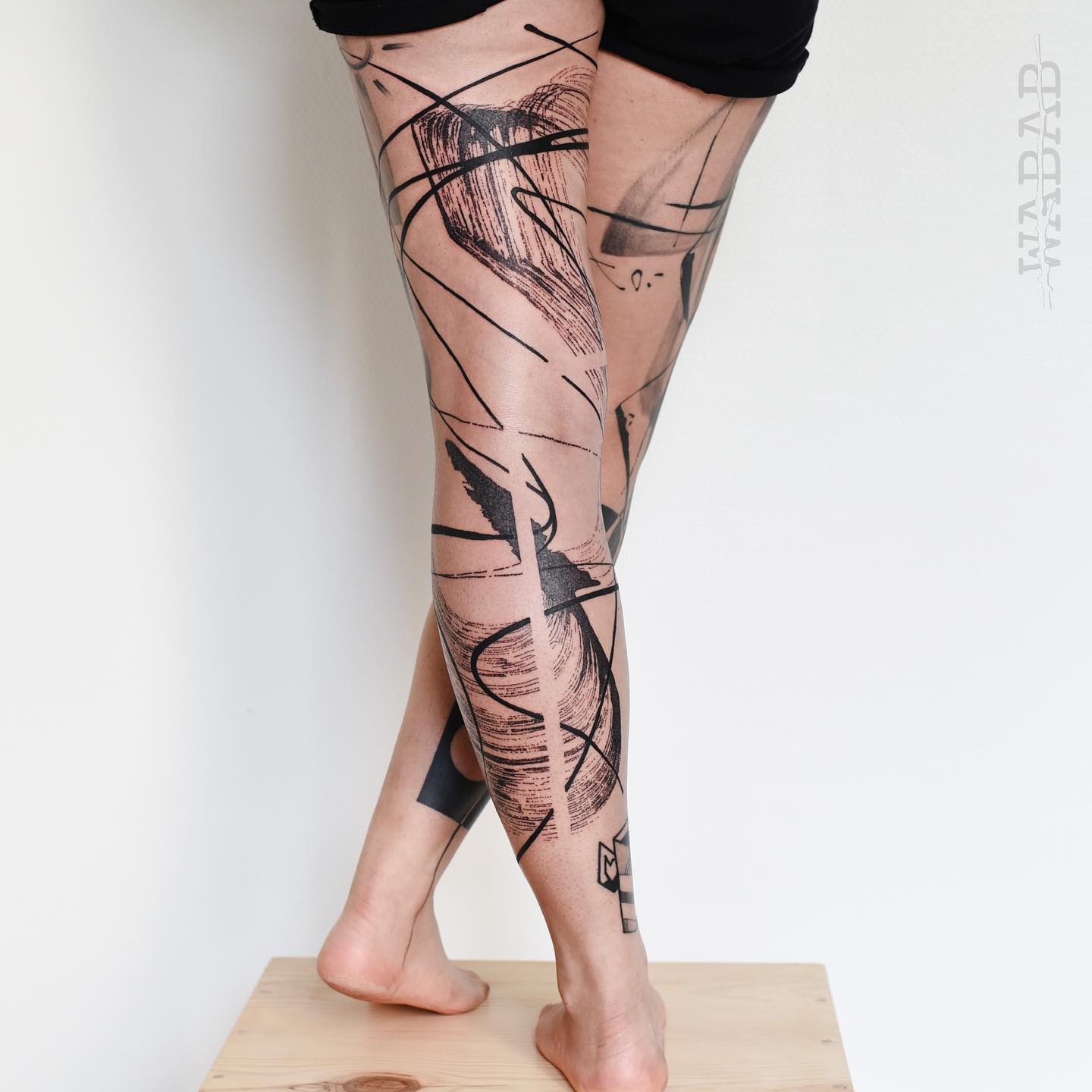 Unique abstract tattoo on leg b y wabab.tattoo