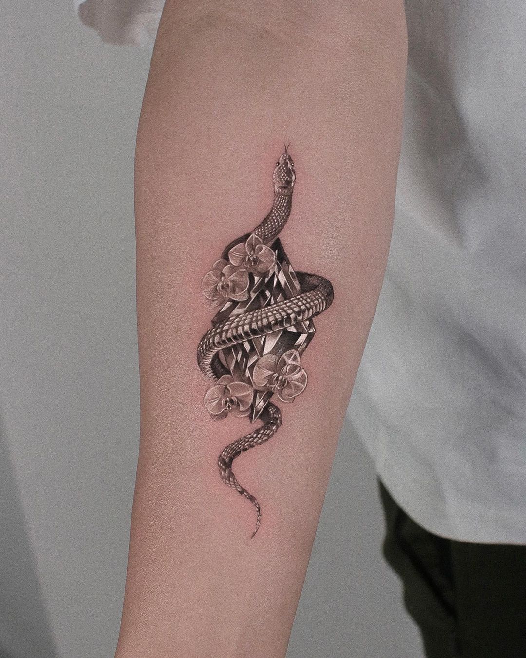 snake tattoos by jku tattoo