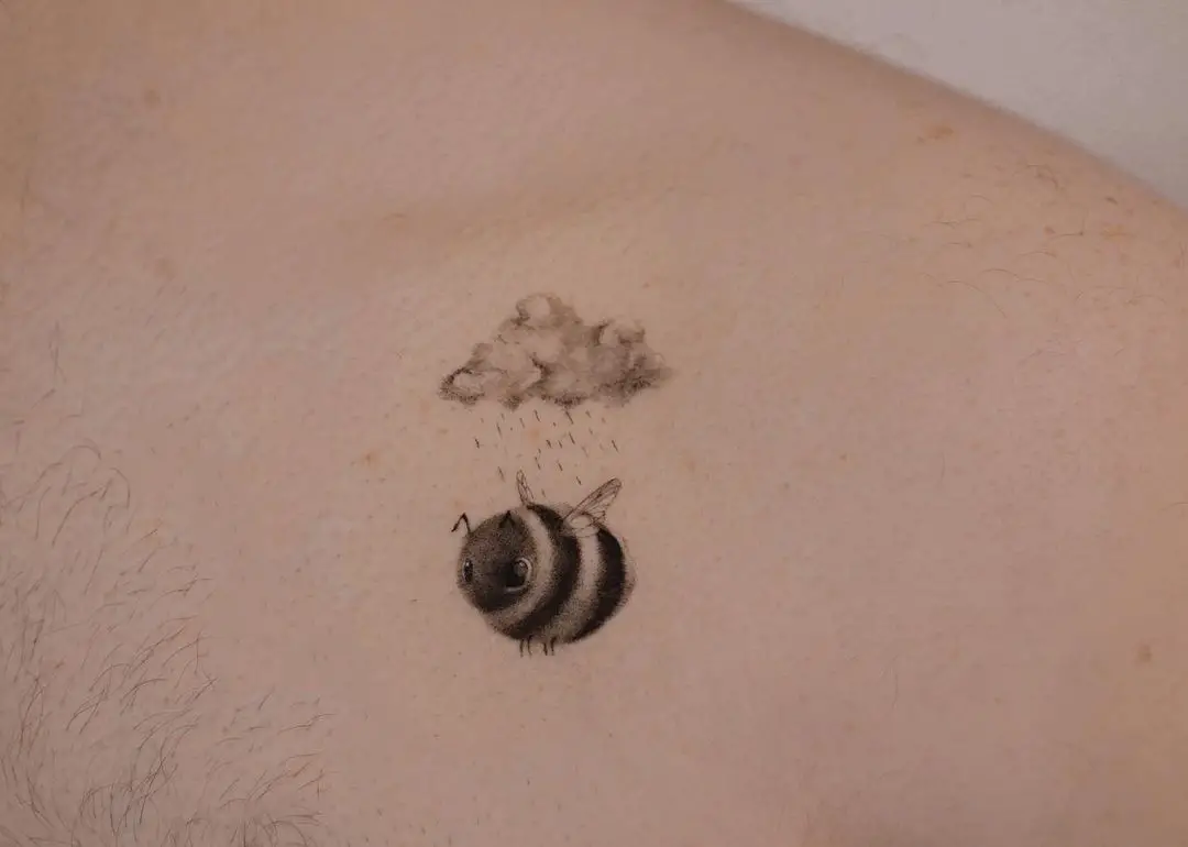 Bee tattoo ideas by natasahpanattoni