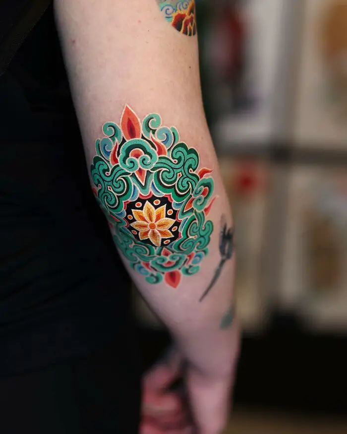 Dotwork colorful tattoo 1