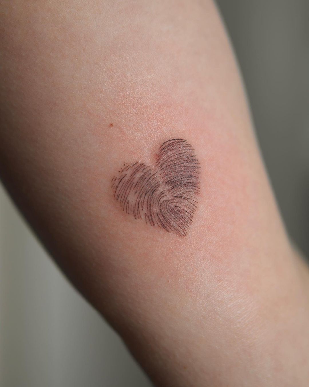 Dotwork tattoo design by alunar.ink