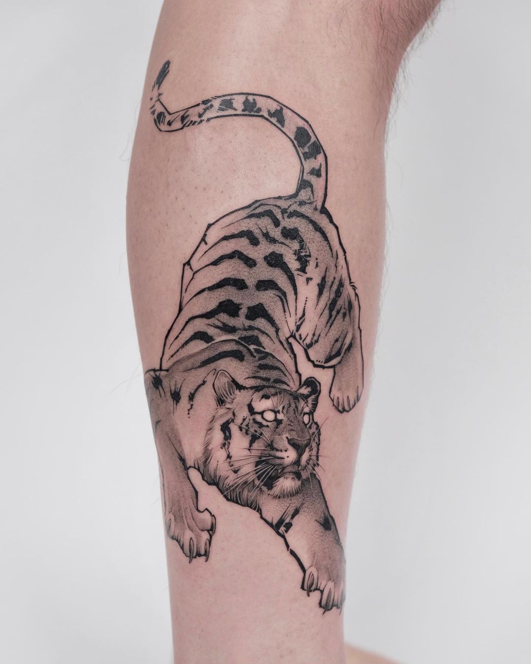 black inked tiger tattoo by wilwang tatt