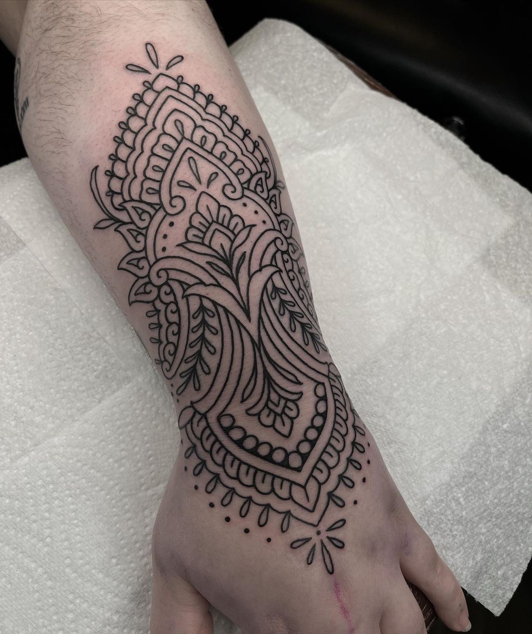 geometric tattoo on hand by india.eden