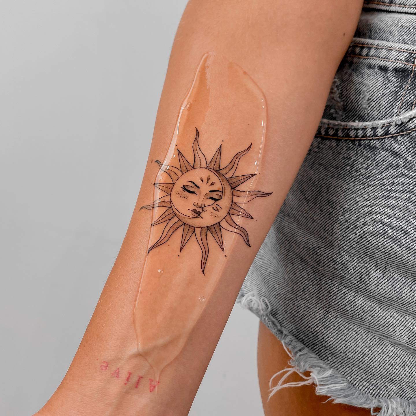 sun and moon tattoo by lulibas.tattoo