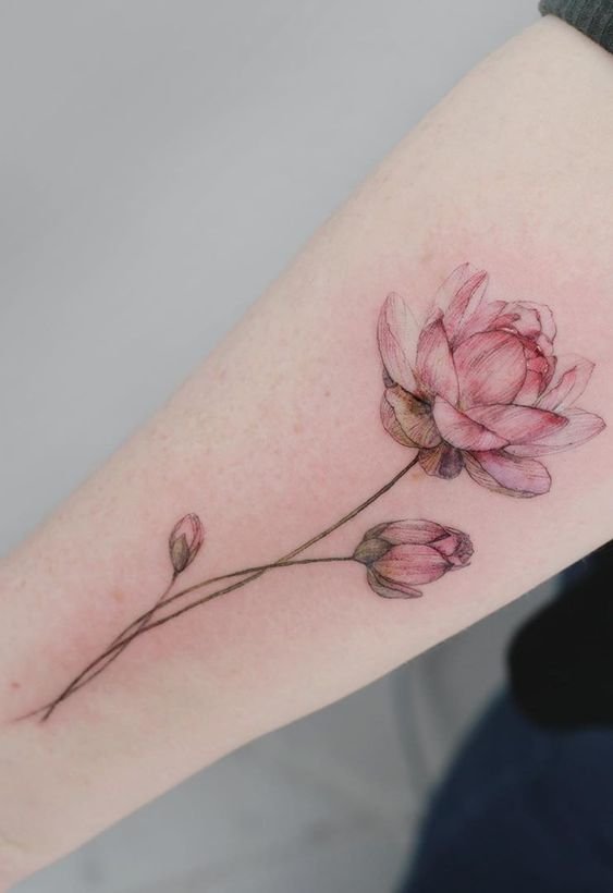 watercolor flower tattoo deisgn