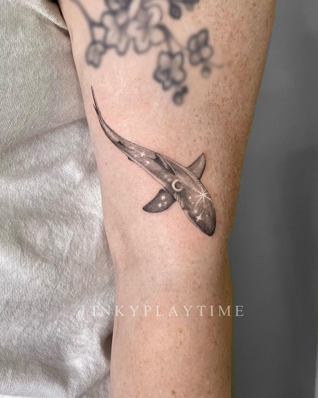 black and grey shark tattoo by inkplaytime