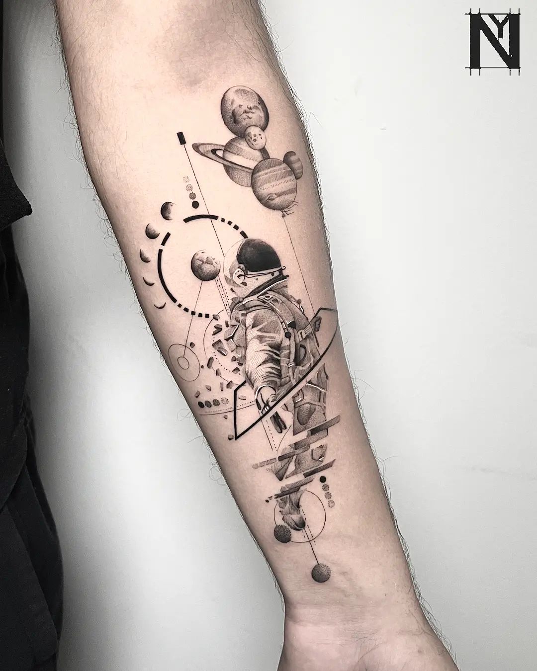 geometric astronaut tattoo by noamyona