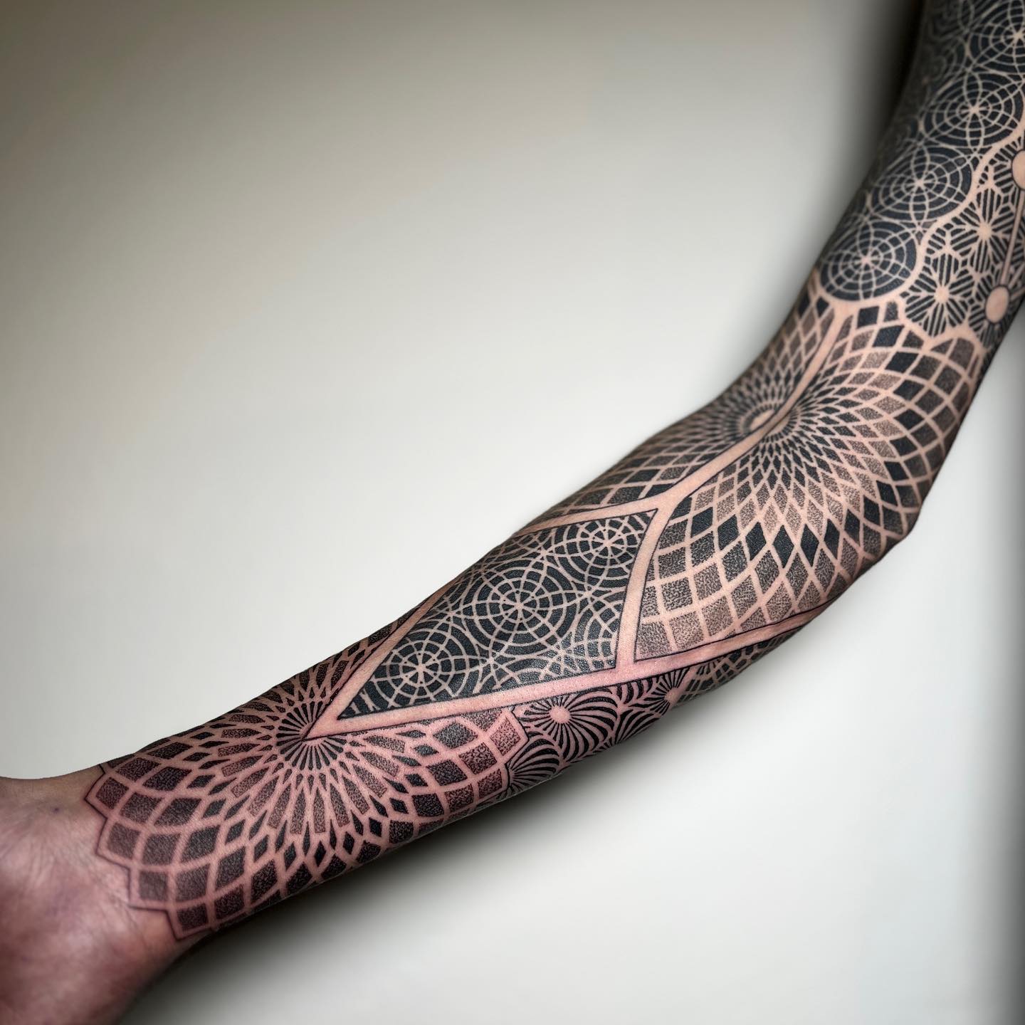 Geometrical Sleeve tattoo by Jirka Tattoo | Post 17170