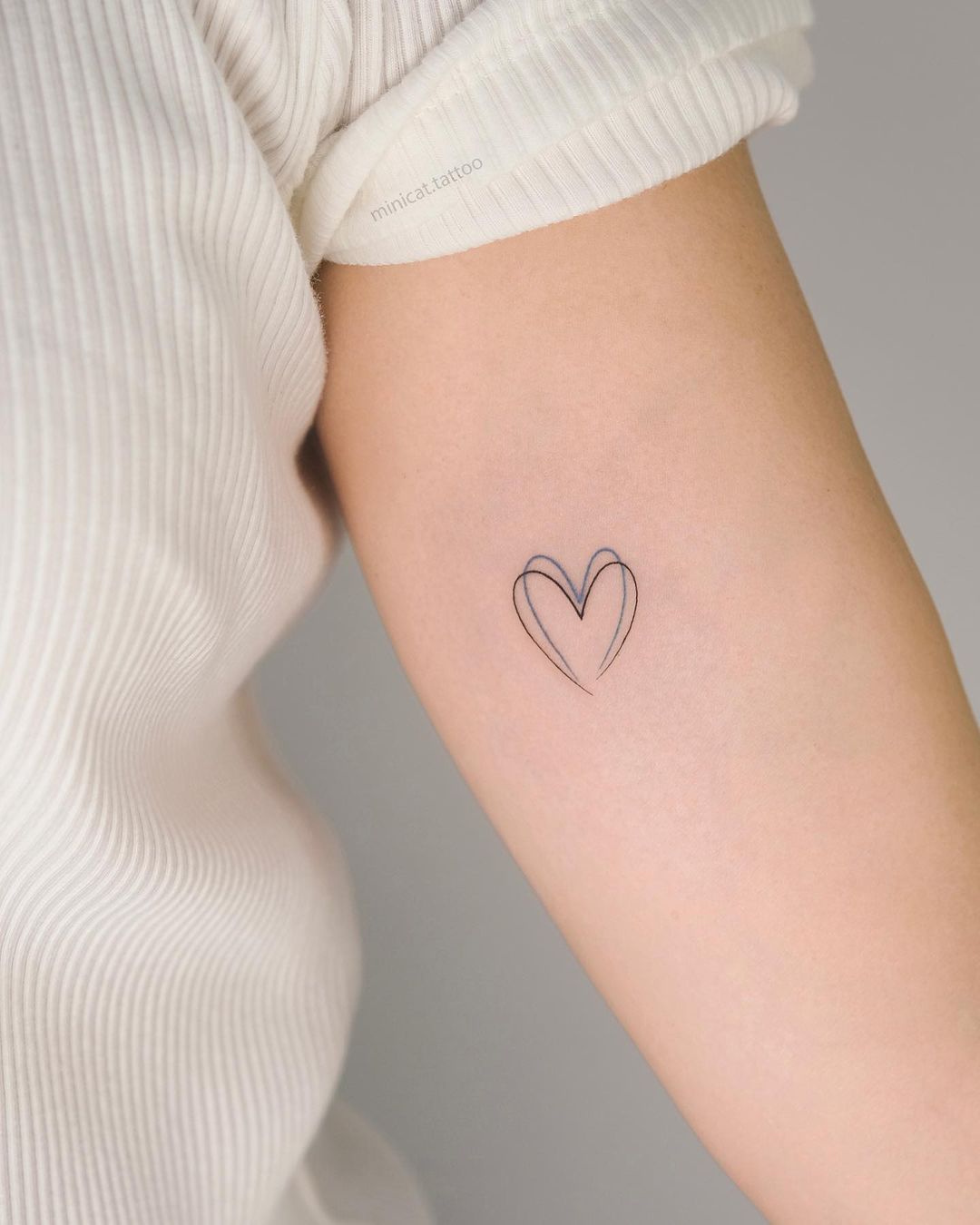 mini heart tattoos by minicat.tattoo