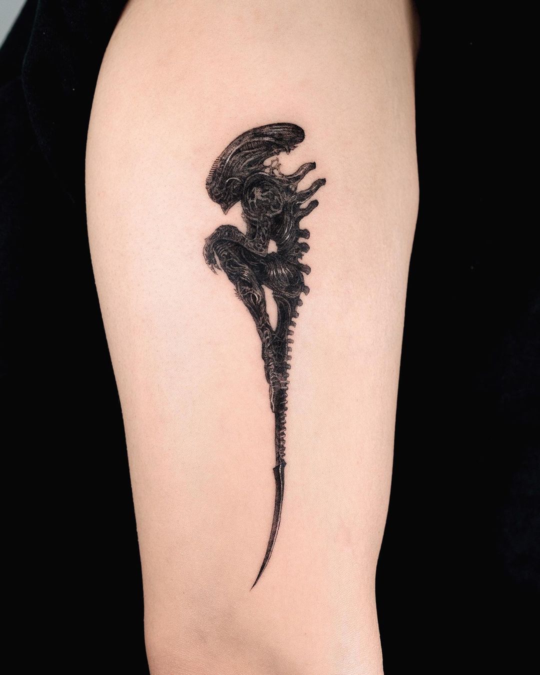 small alien tattoo by 82theinkmachine