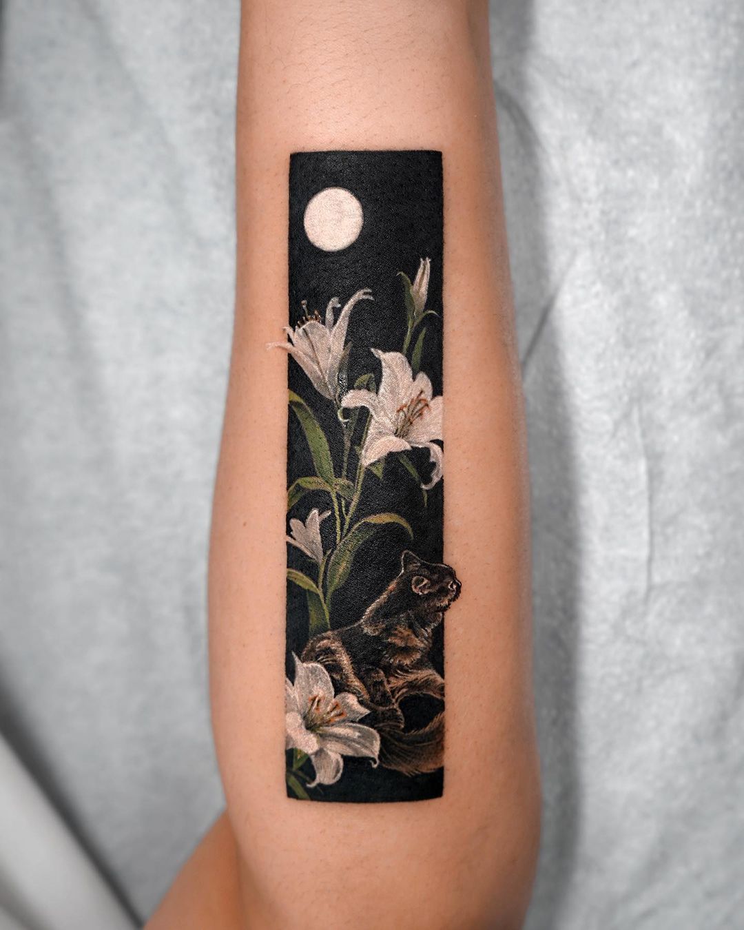 white lily tattoo design by tattooist eq