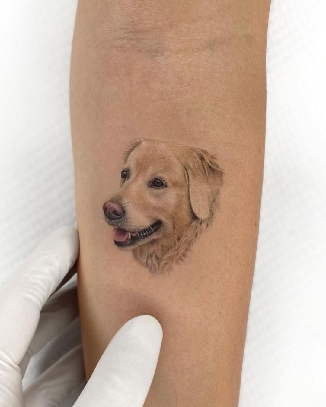 cool simple dog tattoo by mustafaalakoc