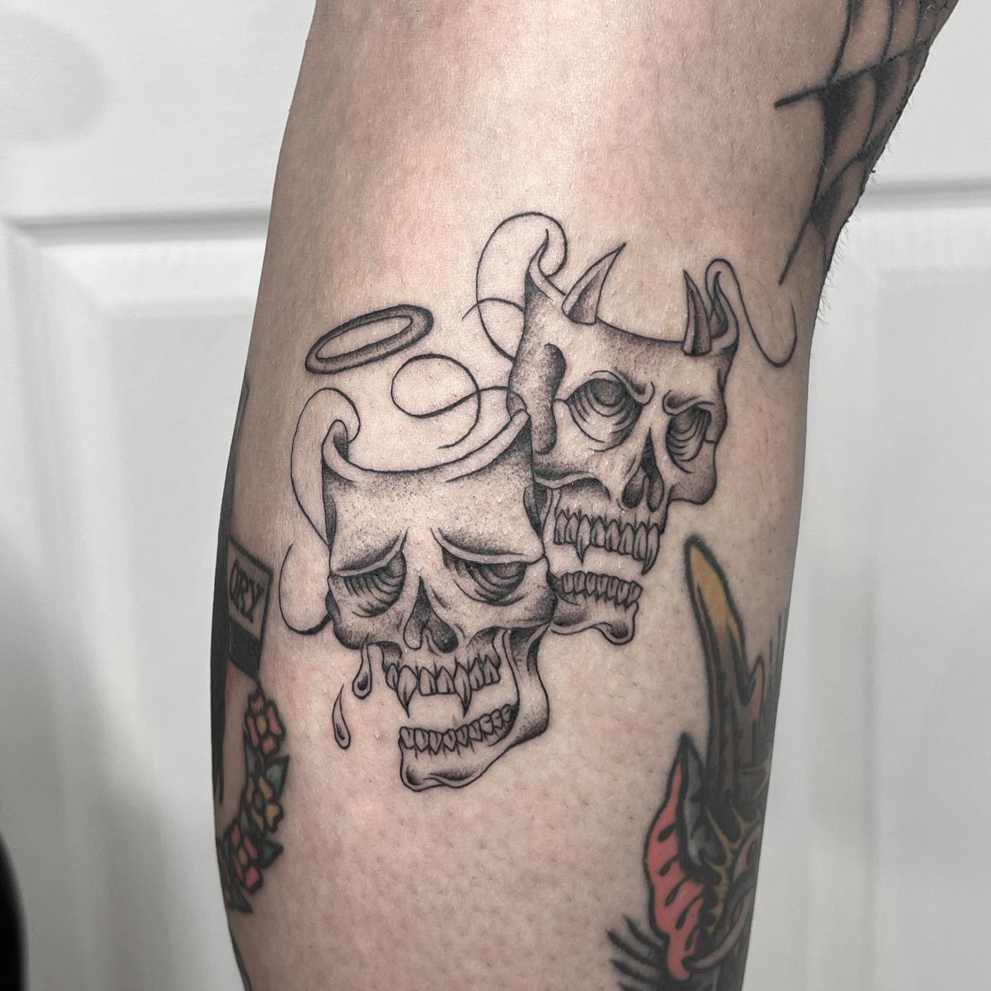 simple skull by giuliaspinellitattoo