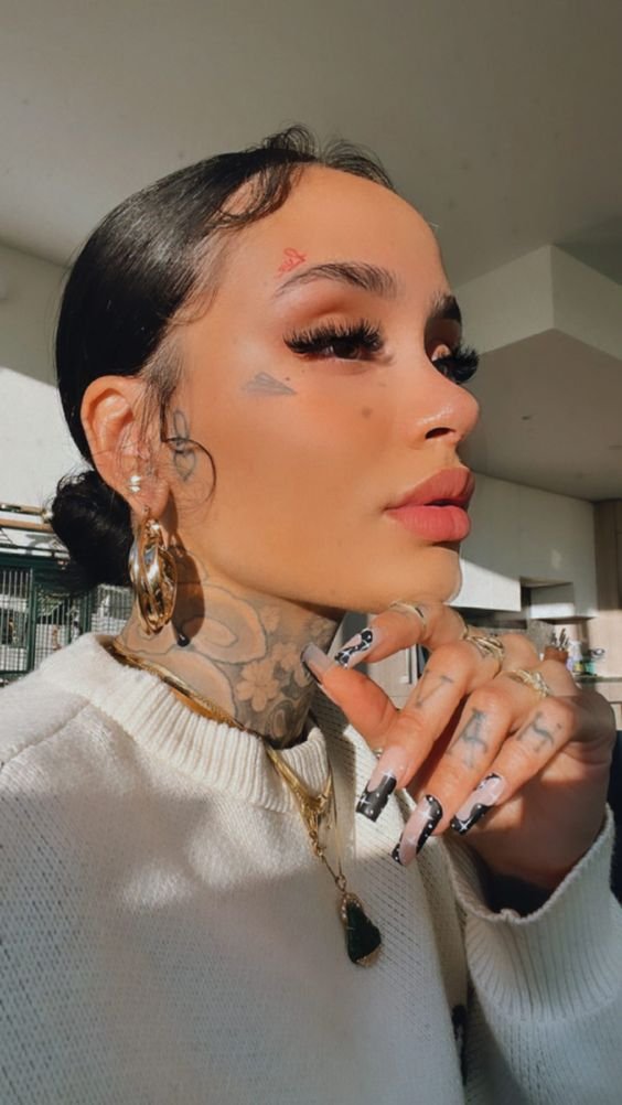 kehlani face tattoo