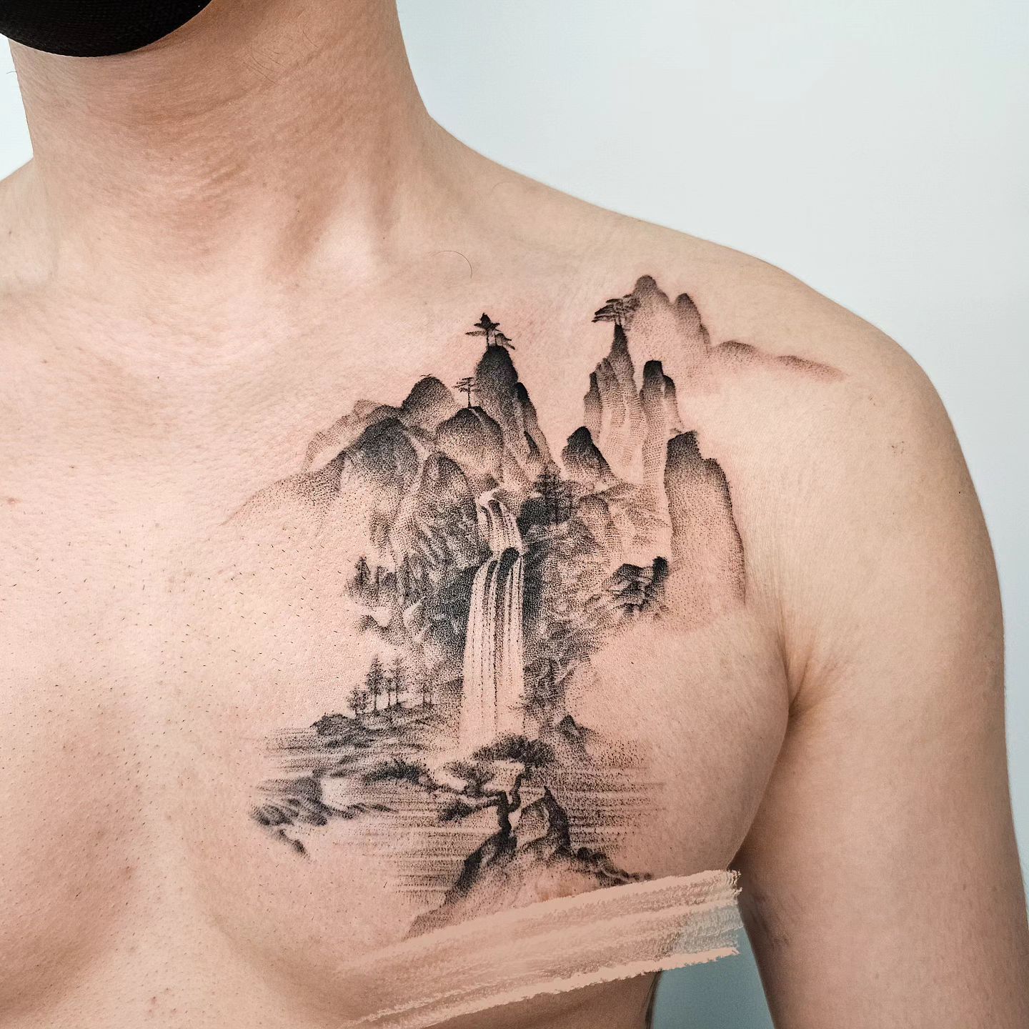 Black ink mountain design by seoya oriental