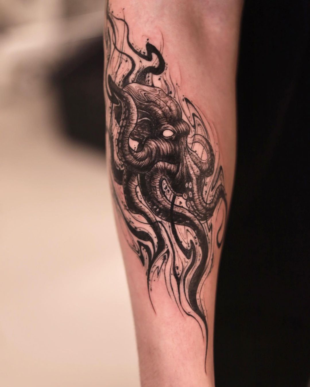 Black and white octopus design by voldblk