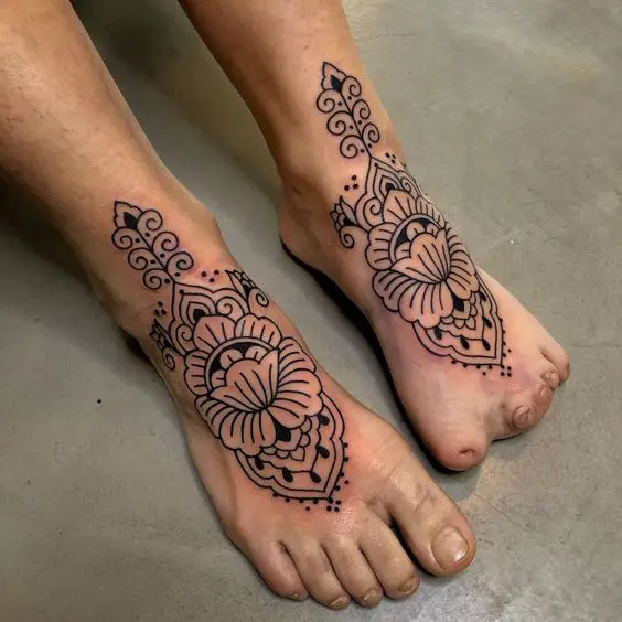 mandala feet design for women