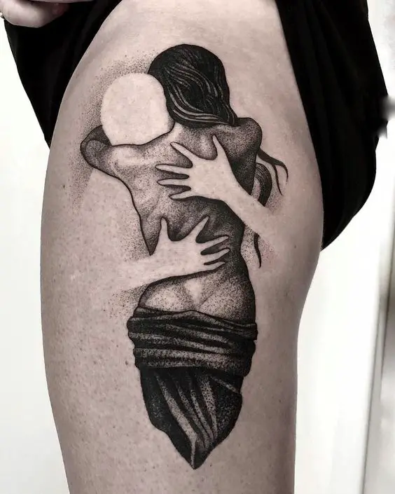 Black and grey ink realistic design on the leg