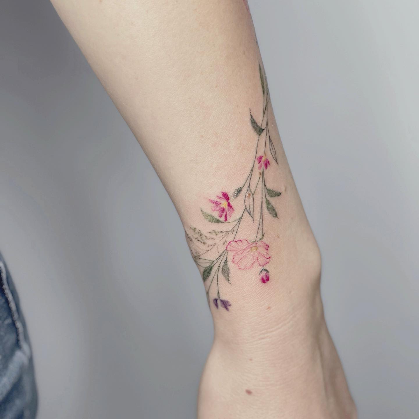 watercolor floral tattoos by eva tattooist