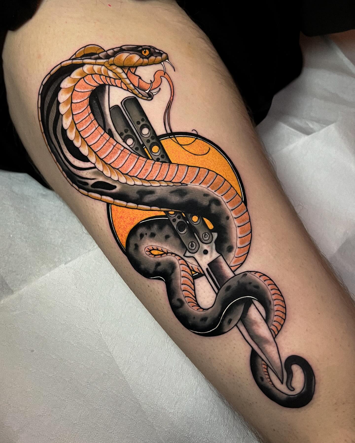 Neo traditional snake design by robin.kemper.tattoo