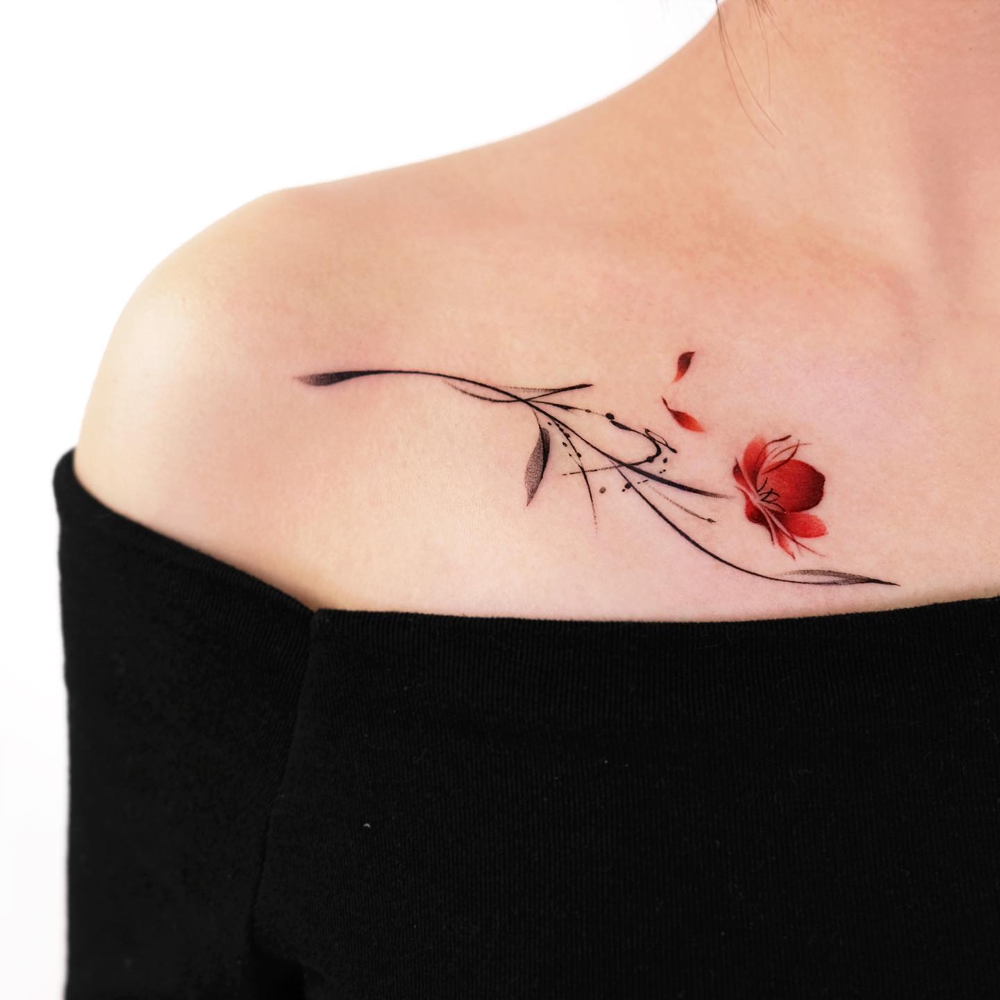 flower design by mukyeon tattoo