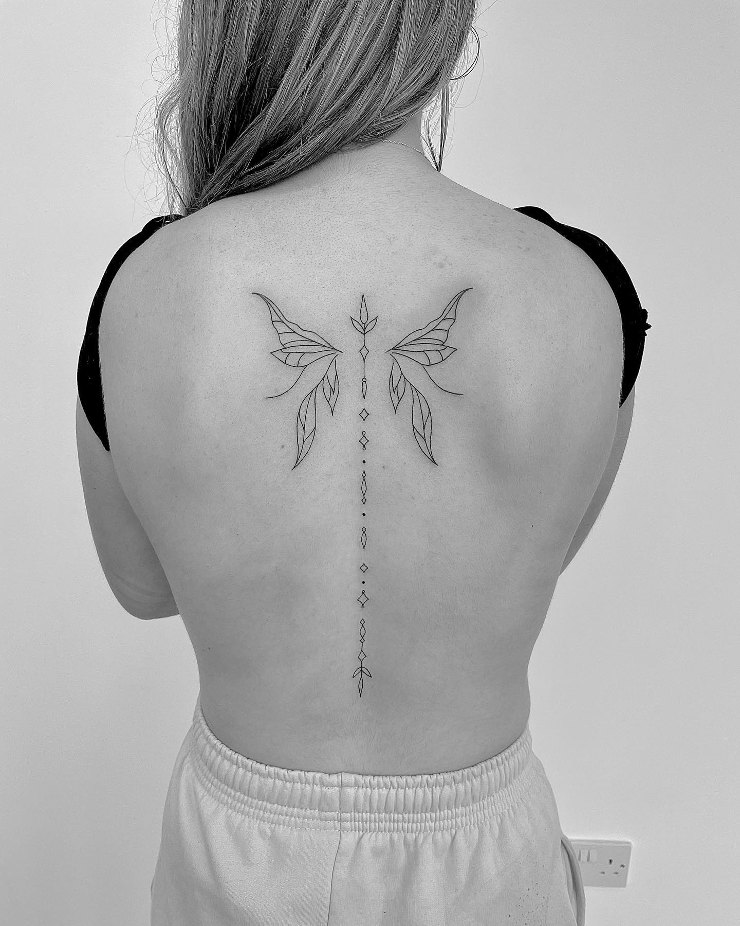 spine tattoo ideas by laurahandstattoo