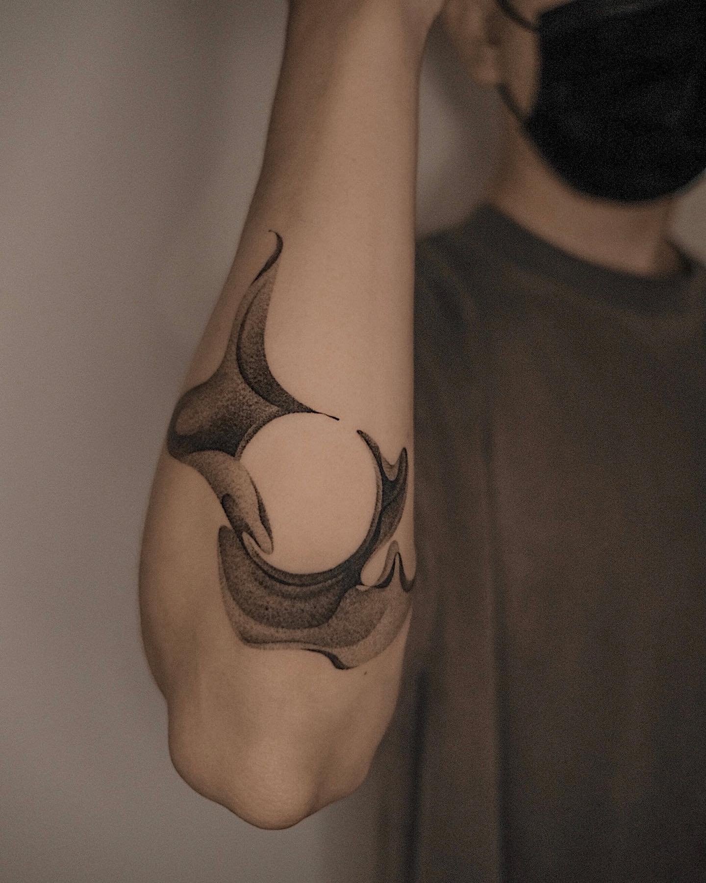 Circle tattoos for men by soniawang